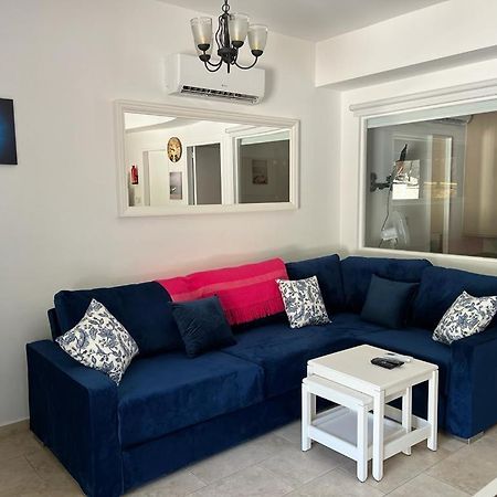 Апартаменты 2 Palaepaphos Gardens Куклия Экстерьер фото